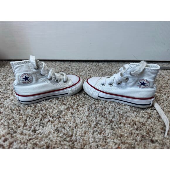 Converse All Star Red & White Kids/toddler/baby sneakers/shoes, High Tops; 4 - Picture 4 of 9